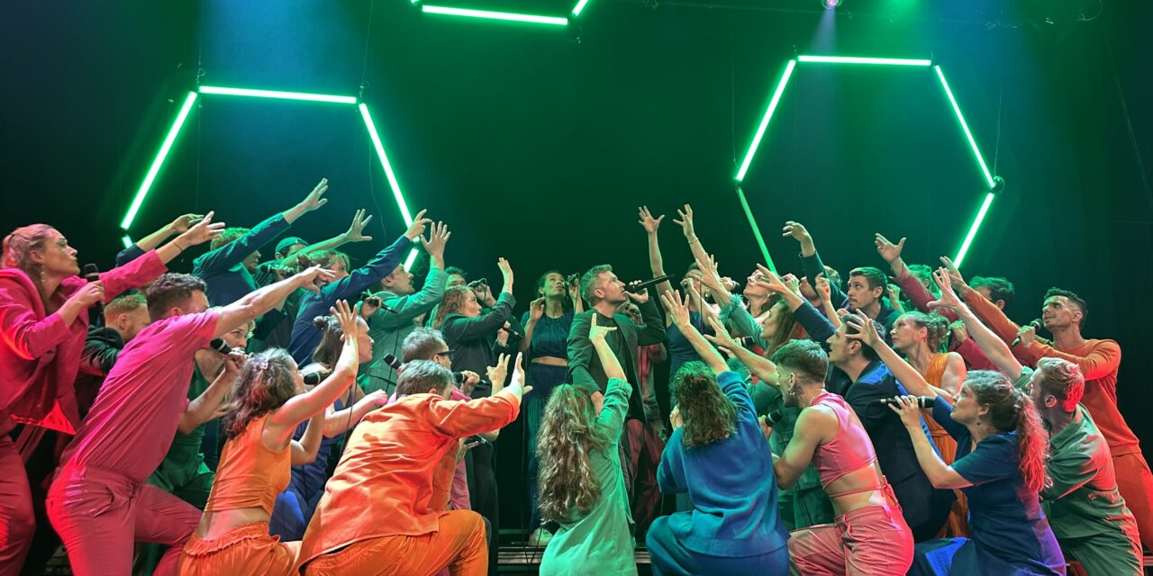 Twäng dominerer Mic’d Choir ved vokal.total